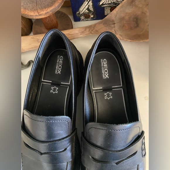 Geox - Picture 2 of 4